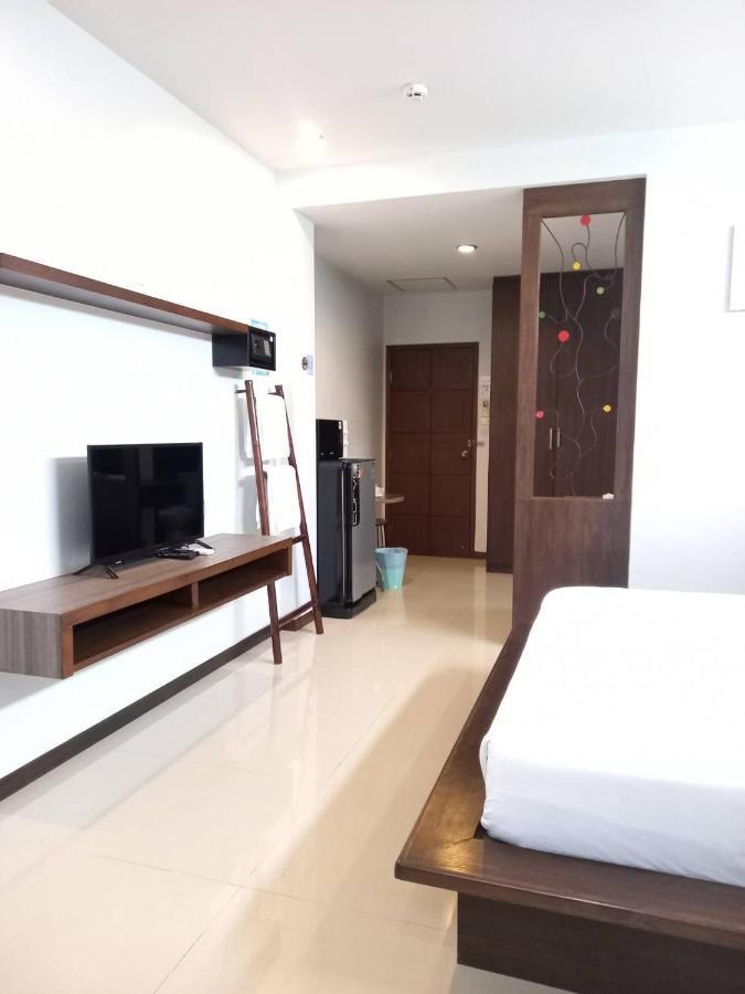 Benjamas Place Hotel Rawai Bagian luar foto